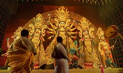 ದೇಶಾದ್ಯಂತ ದುರ್ಗಾರಾಧನೆ ಸಂಭ್ರಮ-ಕರಾವಳಿಯಲ್ಲಿ ದಸರಾ