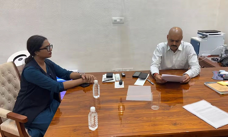ಪ್ರತಿಭಟನೆ ವೇಳೆ ತಳ್ಳಾಟ: ರಾಹುಲ್ ವಿರುದ್ಧ ಯುವ ಪತ್ರಕರ್ತೆ ದೂರು