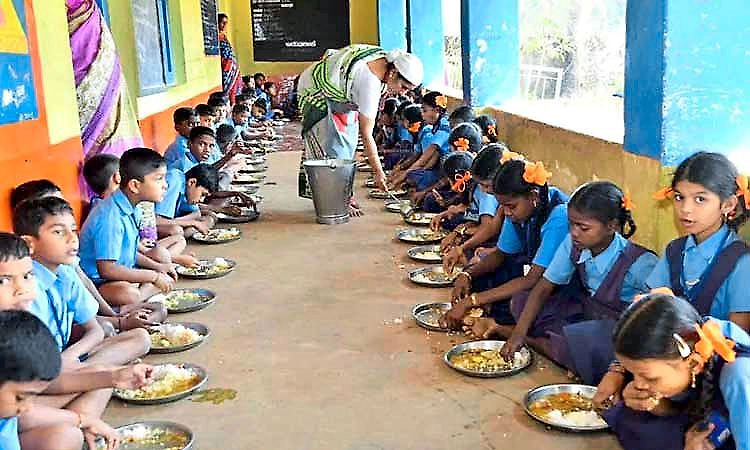 ಬಿಸಿಯೂಟ ಯೋಜನೆ ಪರಿಣಾಮಗಳ ಅಧ್ಯಯನ