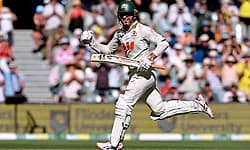 ಆ್ಯಷಸ್‌: ಕ್ಯಾರಿ ಶತಕ, ಮೊದಲ ದಿನದಂತ್ಯಕ್ಕೆ ಆಸೀಸ್‌ 326/8      