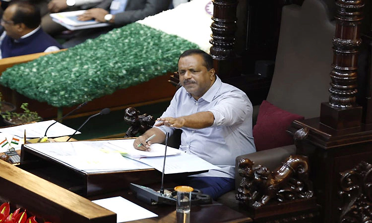 ಗೃಹಲಕ್ಷ್ಮಿ ಹಣ ಜಮೆ ಬಗ್ಗೆ ಚರ್ಚೆಗೆ ಅನುಮತಿ ಕೊಡುವೆ: ಸ್ಪೀಕರ್‌ ಯು.ಟಿ.ಖಾದರ್‌