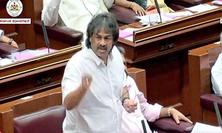 ಉರ್ದು ಶಾಲೆಗೆ 400 ಕೋಟಿ ರೂ.:ಕನ್ನಡ ಶಾಲೆಗೆ ಯಾಕಿಲ್ಲ ?: ರವಿ ಕುಮಾರ್