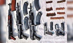 ಭಾರತ-ಪಾಕಿಸ್ತಾನ ಗಡಿಯಲ್ಲಿ ಎಕೆ-47 ರೈಫಲ್‌ಗಳು, ಪಿಸ್ತೂಲ್‌ಗಳು, ಮದ್ದುಗುಂಡುಗಳು ಪತ್ತೆ