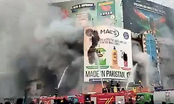 Karachi: ಶಾಪಿಂಗ್ ಮಾಲ್‌ನಲ್ಲಿ ಭೀಕರ ಅಗ್ನಿ ಅವಘಡ; ಆರು ಮಂದಿ ಸಾವು