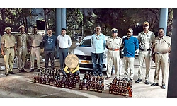 Kaladgi: ಅಕ್ರಮ ಮದ್ಯ ಸಾಗಾಟದ ವೇಳೆ ಅಬಕಾರಿ ಇಲಾಖೆ ದಾಳಿ: 86 ಬಾಟಲ್ ಮದ್ಯ ವಶ