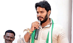 JDS: 2ನೇ ಹಂತದ ಪ್ರವಾಸಕ್ಕೆ ನಿಖಿಲ್‌ ಚಾಲನೆ