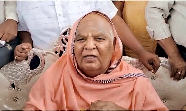 Kodi Mutt Swamiji: ಅವರಾಗೇ ಅಧಿಕಾರ ಬಿಟ್ರೆ ಮಾತ್ರ ಬದಲಾವಣೆ: ಕೋಡಿ ಮಠ ಶ್ರೀ ಭವಿಷ್ಯ