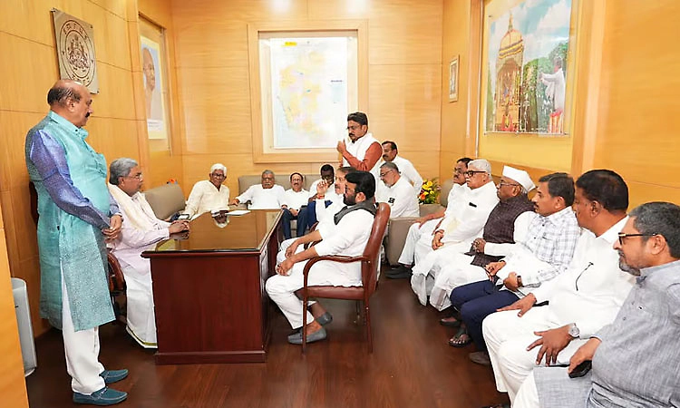 Congress Government: ಸಚಿವ ಸಂಪುಟ ಸೇರ್ಪಡೆಗೆ ಹಿರಿಯ ಶಾಸಕರ ಪಟ್ಟು