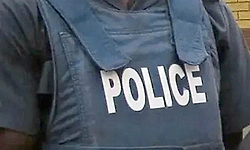 ಅಕ್ರಮ ಜಾನುವಾರು ಹತ್ಯೆ ಸ್ಥಳಕ್ಕೆ ಪೊಲೀಸ್ ದಾಳಿ 