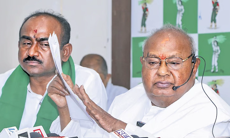 Deve Gowda turns 94, wants to fight for people's cause for some more time