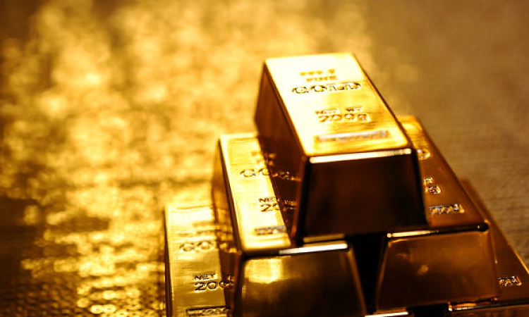 Gold imports drop 70 pc to 30 tonnes after duty hike: Official