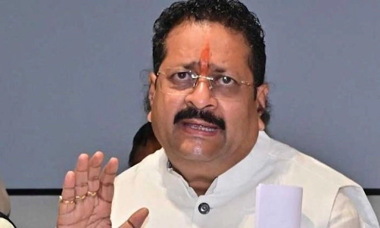 ಪರಿಷತ್ ಚುನಾವಣೆ : ಯತ್ನಾಳ್ ಮತ  ಚಲಾಯಿಸುವ ವೇಳೆ ಹೈಡ್ರಾಮಾ