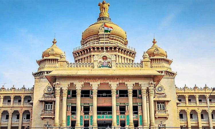 ಸರ್ಕಾರದಿಂದ ರಾಜ್ಯದ 15 ಐಎಎಸ್‌ ಅಧಿಕಾರಿಗಳ ವರ್ಗಾವಣೆ