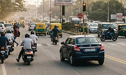 Mangaluru sees rise in traffic violations by out-of-state vehicles at night