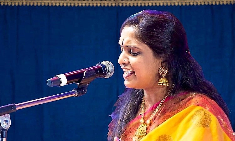 Udupi singer Sangeetha Balachandra to attempt 25-hour Dasara Pada recital for world record