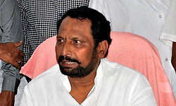 ಬೆಳೆ ಸಾಲ ಮನ್ನಾ ಪ್ರಸ್ತಾಪ ಸದ್ಯ ನಮ್ಮ ಮುಂದಿಲ್ಲ: ಲಕ್ಷ್ಮಣ ಸವದಿ