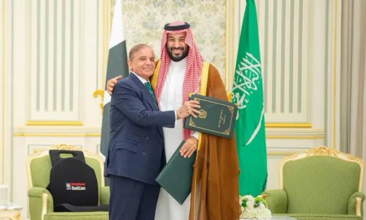 Pakistan, Saudi Arabia ink defence pact for joint action against 'aggression'