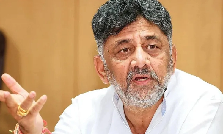 Bengaluru Road: ಸರ್ಕಾರವನ್ನು ಬ್ಲ್ಯಾಕ್‌ಮೇಲ್‌ ಮಾಡಲು ಸಾಧ್ಯವಿಲ್ಲ: ಕಂಪನಿಗಳಿಗೆ ಡಿಕೆಶಿ