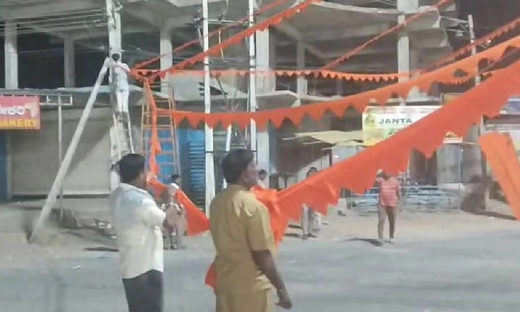 ಪ್ರಿಯಾಂಕ್ ಖರ್ಗೆ ತವರಲ್ಲಿ ಆರೆಸ್ಸೆಸ್ ಧ್ವಜ, ತೋರಣ ತೆರವು; ಮುಂದುವರಿದ ‘ಸಂಘ’ರ್ಷ