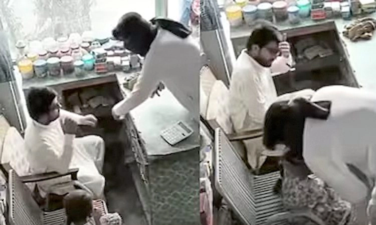 ದರೋಡೆಗೆ ಬಂದ ಕಳ್ಳ ಕಾಲಿ ಕೈಯಲ್ಲಿ ಹಿಂತಿರುಗಿದ; ಸಿಸಿಟಿವಿಯಲ್ಲಿ ಸೆರೆಯಾದ ಭಾವನಾತ್ಮಕ ವಿಡಿಯೋ