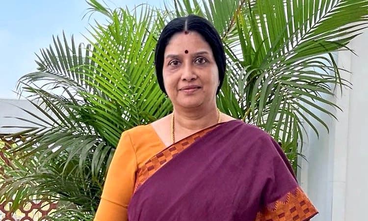 Tulasi: 58 ವರ್ಷದ ಬಣ್ಣದ ಲೋಕದ ಜರ್ನಿಗೆ ದಿಢೀರ್‌ ನಿವೃತ್ತಿ ಘೋಷಿಸಿದ ಖ್ಯಾತ ನಟಿ ತುಳಸಿ