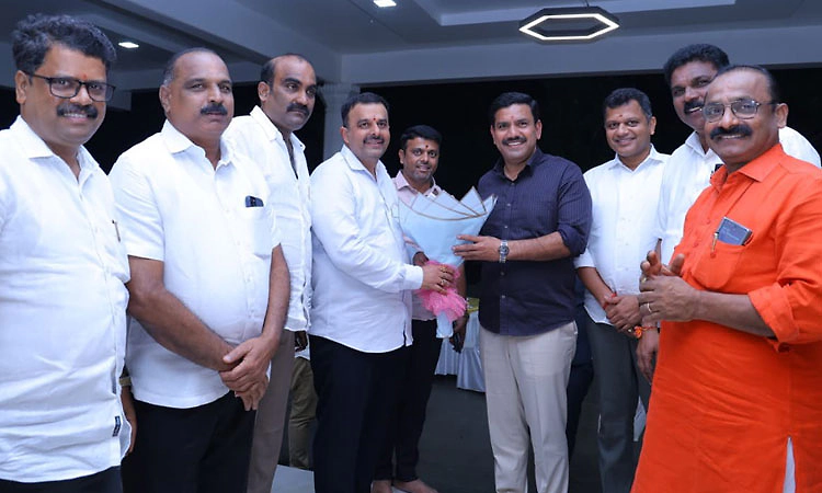 ಕಾರ್ಕಳ ಶಾಸಕ ಸುನಿಲ್ ಕುಮಾರ್ ಮನೆಗೆ ಬಿಜೆಪಿ ರಾಜ್ಯಾಧ್ಯಕ್ಷ ಬಿ.ವೈ.ವಿಜಯೇಂದ್ರ ಭೇಟಿ