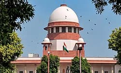 ಕೊನೇ ಓವರ್‌ಗೆ ಸಿಕ್ಸರ್‌: ನಿವೃತ್ತಿ ವೇಳೆ ಜಡ್ಜ್‌ಗಳ ವರ್ತನೆಗೆ ಸುಪ್ರೀಂ ಟೀಕೆ