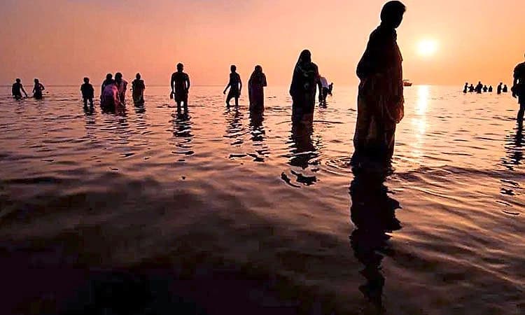 ಇಂದು ಎಳ್ಳಮಾವಾಸ್ಯೆ: ಸಮುದ್ರ ಸ್ನಾನಕ್ಕಿದೆ ಧಾರ್ಮಿಕತೆಯ ನಂಟು