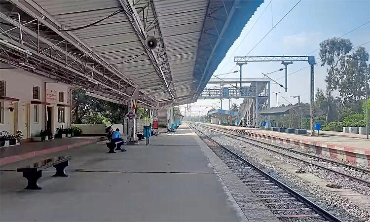 Union Budget:ಜಿಲ್ಲೆಗೆ ಬರಲಿ ರೈಲ್ವೆ ಕೋಚ್‌ ಫ್ಯಾಕ್ಟರಿ-ಕೈಗಾರಿಕೆ, ವಿಮಾನ ಸೌಲಭ್ಯ ಬೇಡಿಕೆ