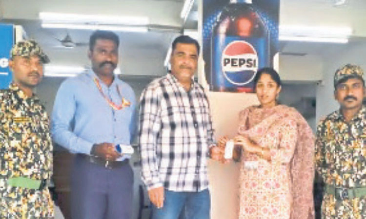 ವಿದ್ಯುದಾಘಾತದಿಂದ ಮೃತಪಟ್ಟ ಬೆಸ್ಕಾಂನ 3 ಸಿಬ್ಬಂದಿ ಕುಟುಂಬಸ್ಥರಿಗೆ ತಲಾ 1 ಕೋಟಿ ರೂ. ಪರಿಹಾರ