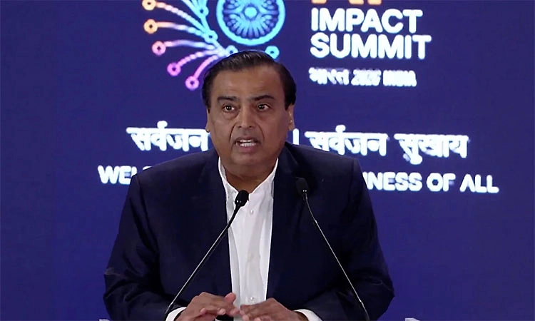 AI Summit: 10 ಲಕ್ಷ ಕೋಟಿ ಹೂಡಿಕೆ-ಎಐ ಬಳಕೆಯಿಂದ ಉದ್ಯೋಗ ನಷ್ಟ ಭೀತಿ ಬೇಡ: ಅಂಬಾನಿ