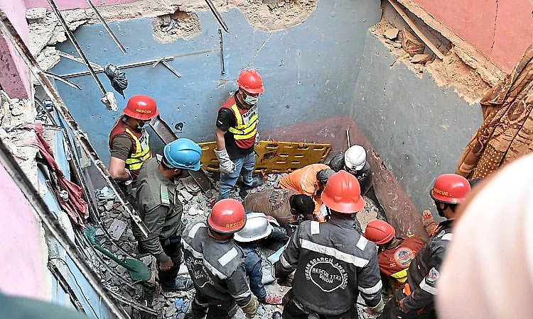 ರಂಜಾನ್ ಮೊದಲ ದಿನ ಪಾಕಿಸ್ತಾನದಲ್ಲಿ ಸ್ಫೋಟ: ಕನಿಷ್ಠ 16 ಮಂದಿ ಸಾವು