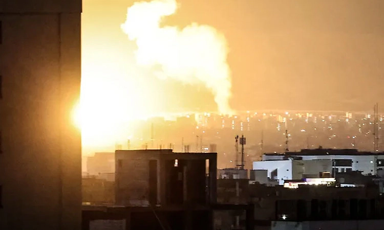 Iran launches fresh missile strikes on Israel; explosions reported in Tel Aviv