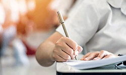 ಎಸೆಸೆಲ್ಸಿ  ಮೊದಲ ಪರೀಕ್ಷೆ: ಉಡುಪಿ ಜಿಲ್ಲೆಯಲ್ಲಿ ಹೆಚ್ಚು ಹಾಜರಾತಿ