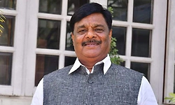 ಟಗರು ಟಗರೇ, ಬ್ಯಾ ಅಂದ್ರೆ ಗುದ್ದುತ್ತೆ: ಡಾ.ಎಚ್.ಸಿ.ಮಹದೇವಪ್ಪ