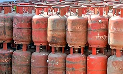 ಮಾರ್ಚ್‌ ನಲ್ಲಿ ದೇಶದ ಎಲ್‌ಪಿಜಿ ಬಳಕೆ ಶೇ.13 ಇಳಿಕೆ: ವರದಿ