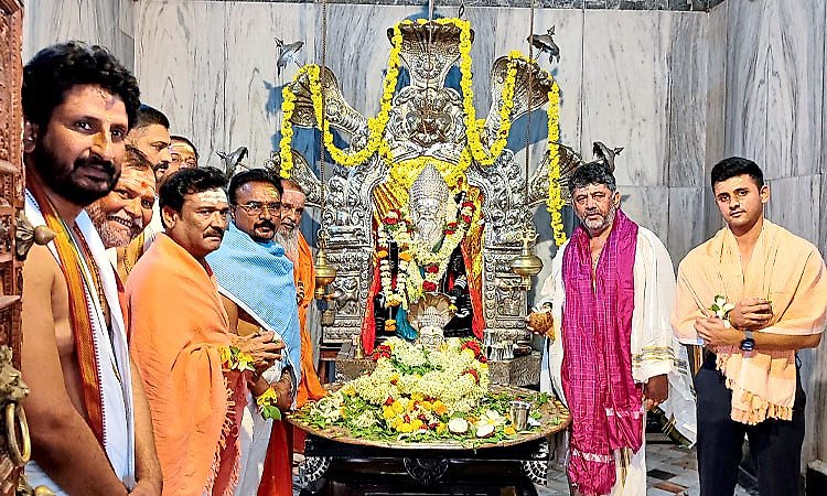Lakshmeshwara: ಮುಕ್ತಿ ಮಂದಿರಕ್ಕೆ ದಿಢೀರ್ ಭೇಟಿ ನೀಡಿದ ಡಿಸಿಎಂ