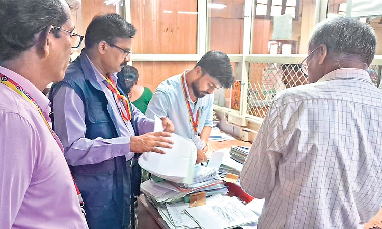  ನಗರಸಭೆಯಲ್ಲಿ ಬಾಕಿ ಇರಿಸಿದ್ದ ಸುಮಾರು 700 ಕಡತಗಳು ಪತ್ತೆ