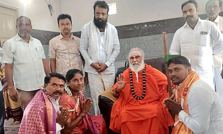 Kanakagiri: ಗ್ಯಾರಂಟಿ ಯೋಜನೆಗಳ ಪರಿಷ್ಕರಣೆ ಒಳ್ಳೆಯ ನಿರ್ಧಾರ: ರಂಭಾಪುರಿ ಶ್ರೀ