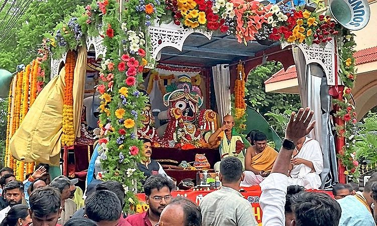 Jagannath Dev rath yatra held in Bidar with religious fervour