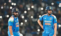 Team India: ಟೀಂ ಮ್ಯಾನೇಜ್‌ಮೆಂಟ್ ಮಾತು ಕೇಳದ ರೋಹಿತ್‌, ಕಠಿಣ ನಿರ್ಧಾರ ಕೈಗೊಂಡ ಗಿಲ್‌