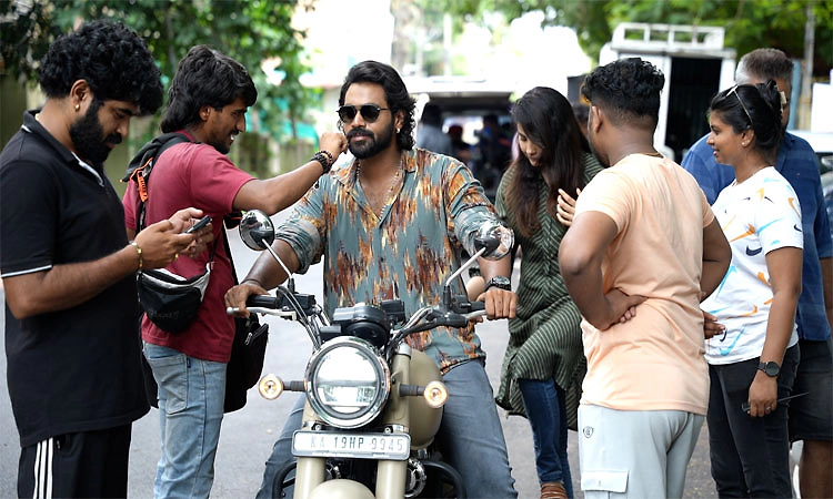 ಸೆ.18ರಂದು ಟಾಸ್‌ ತೆರೆಗೆ: ಹಲೋ, ಹಲೋ ನೀಲಾಂಬರಿ ಹಾಡು ಬಂತು...