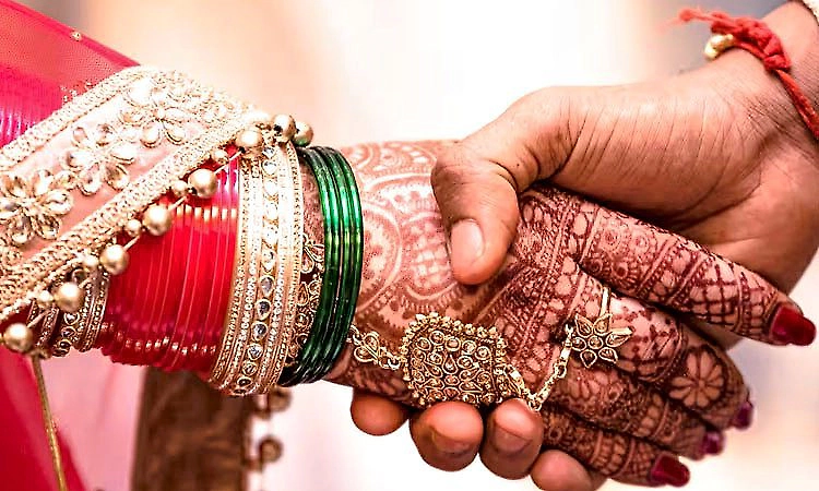 Gundlupete: Six families allegedly socially boycotted over applying vibhuti to inter-caste married youth