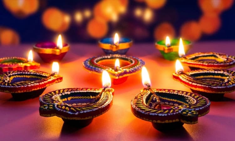 Deepavali: ದೀಪಾವಳಿ ಮತ್ತು ಜ್ಞಾನ: ಶಿಕ್ಷಣಕ್ಕೇ ಬೇಕಿದೆ ದಾರಿ ದೀಪ!