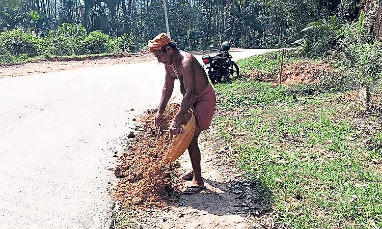 Despite disability, 63-year-old repairs roadside edges near his home out of public concern
