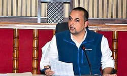 Madikeri: ಬೀದಿ ನಾಯಿಗಳ ಸ್ಥಳಾಂತರಕ್ಕೆ ಜಿಲ್ಲಾಧಿಕಾರಿ ಸೂಚನೆ