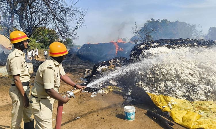 Manvi: ಆಗ್ನಿ ದುರಂತ, ಸುಟ್ಟು ಕರಕಲಾದ ಹತ್ತಿ