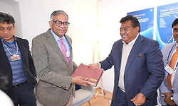 Minister M.B. Patil holds discussions with Menzies Aviation, UPL, Tata Sons and other companies