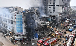 Karachi shopping plaza fire death toll reaches 28, another 80 missing