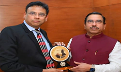 ಲಂಡನ್‌ನಲ್ಲಿ ಗುರು ಬಸವೇಶ್ವರರ ಜನ್ಮವಾರ್ಷಿಕೋತ್ಸವ: ಕೇಂದ್ರ ಸಚಿವ ಜೋಶಿಗೆ ಆಮಂತ್ರಣ